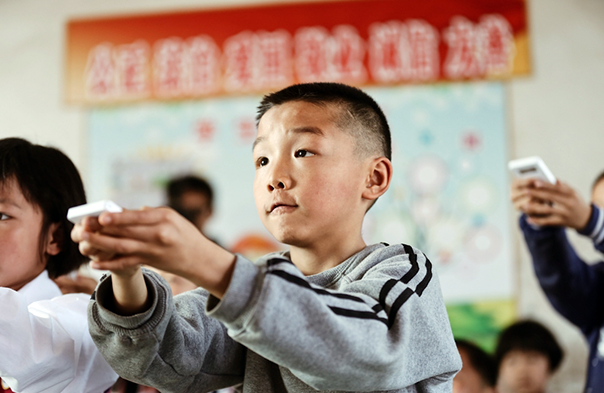 小魚易連雙師課堂：這很可能是10年后課堂的真實模樣！